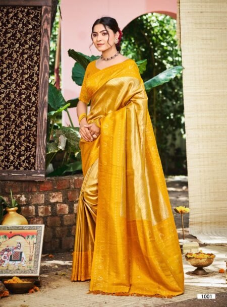Yellow Kanjivaram Silk Saree With Blouse Piece