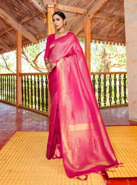 Magenta Kanjivaram Handloom Weaving Silk Saree With Blouse Piece