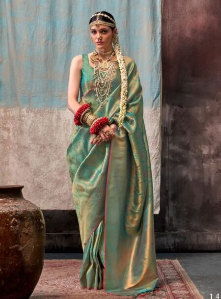 Green Handloom Weaving Kanjivaram Silk Saree With Blouse Piece