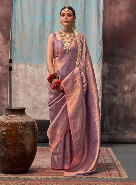 Mauve Handloom Weaving Kanjivaram Silk Saree With Blouse Piece