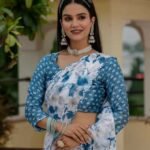 White And Blue Chinon Digital Printed Saree With Blouse Piece
