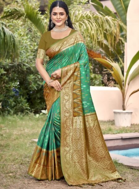 Sea Green Pochampalli Silk Saree With Blouse Piece