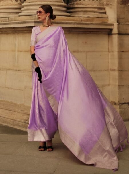 Lavender Pure Satine Handloom Weaving Silk Saree With Blouse Piece